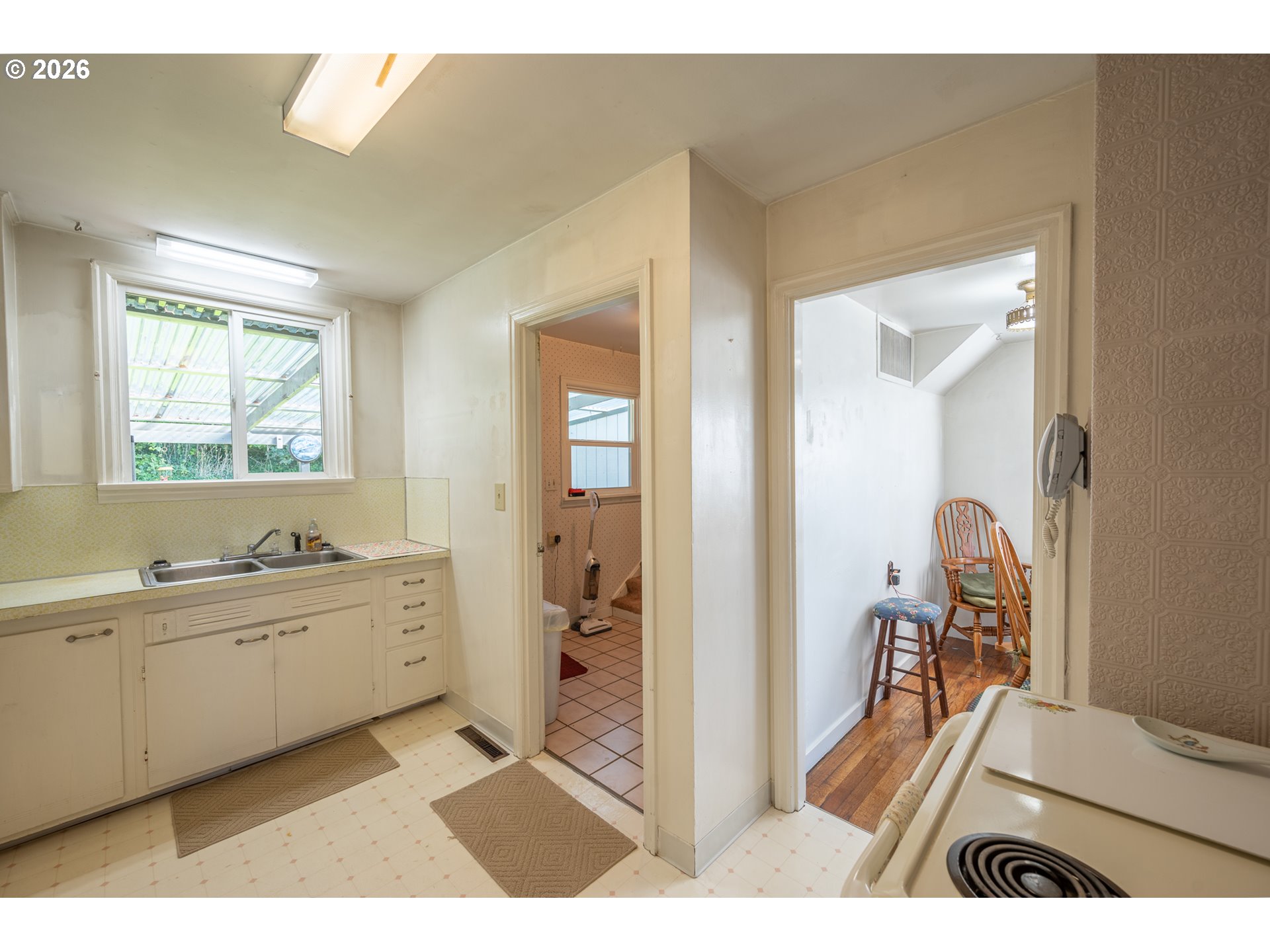 227 Border Street Myrtle Point, OR 97458 - Photo 13 of 30