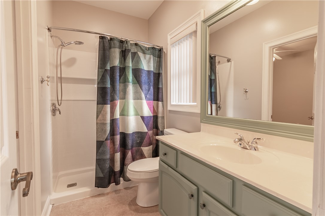 115 McPhail Farms Circle Anderson, SC 29621 - Photo 15 of 49 bathroom 2