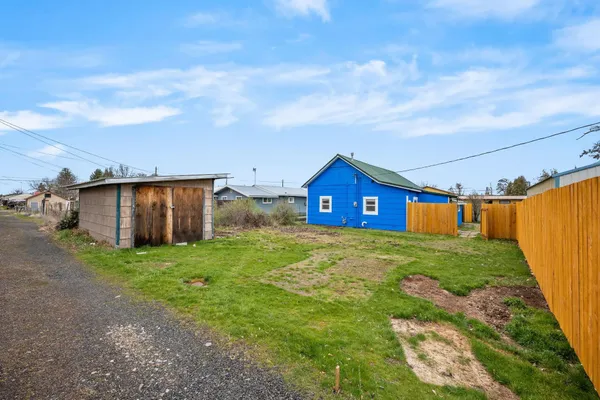 $225,000 | 512 West 4th Street, Sprague, WA 99032