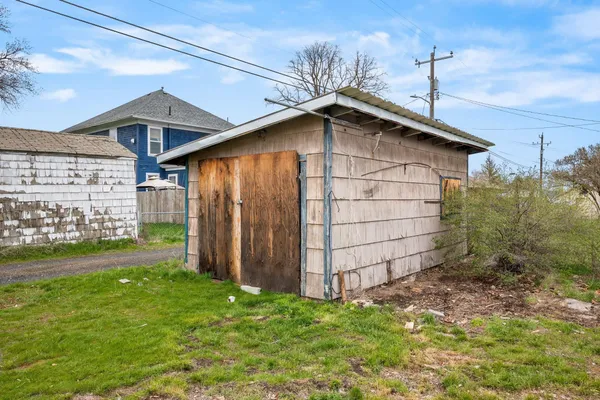 $225,000 | 512 West 4th Street, Sprague, WA 99032