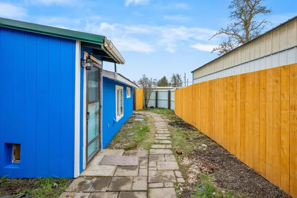 $225,000 | 512 West 4th Street, Sprague, WA 99032