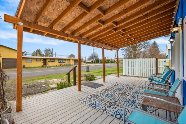 $225,000 | 512 West 4th Street, Sprague, WA 99032