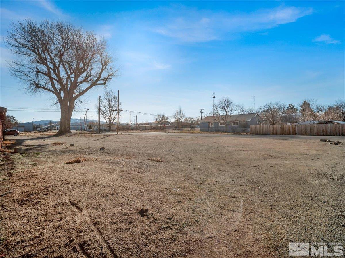 Snyder, Unit 105306 Yerington, NV 89447 - Photo 4 of 8 Photo 5