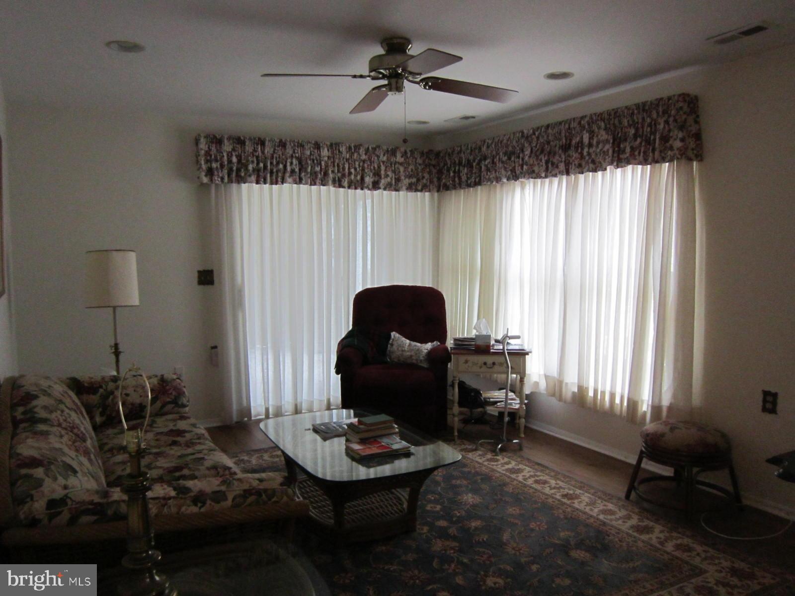 44 Stratford Road Southampton, NJ 08088 - Photo 17 of 34 FAMILY ROOM
