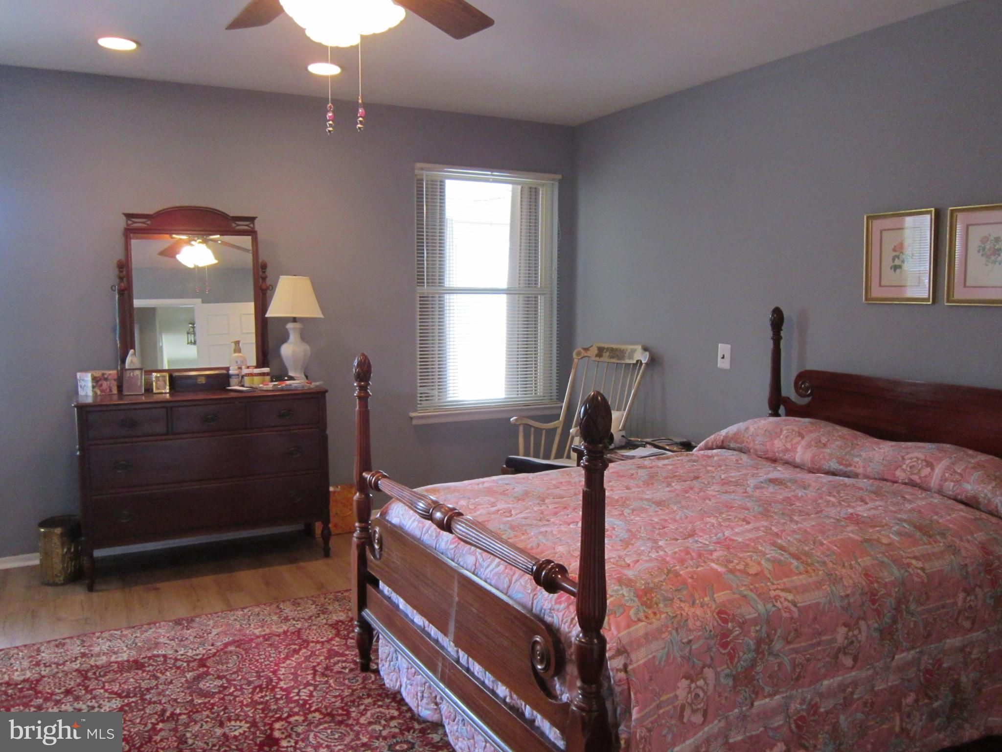 44 Stratford Road Southampton, NJ 08088 - Photo 25 of 34 MASTER BEDROOM