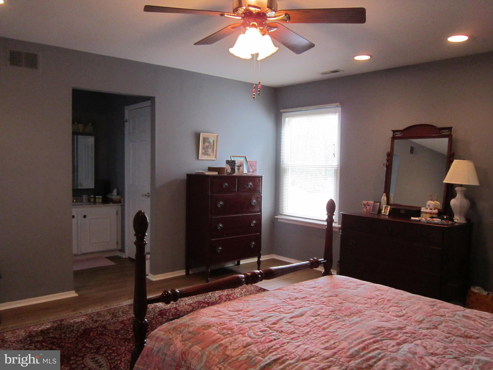 44 Stratford Road Southampton, NJ 08088 - Photo 26 of 34 MASTER BEDROOM