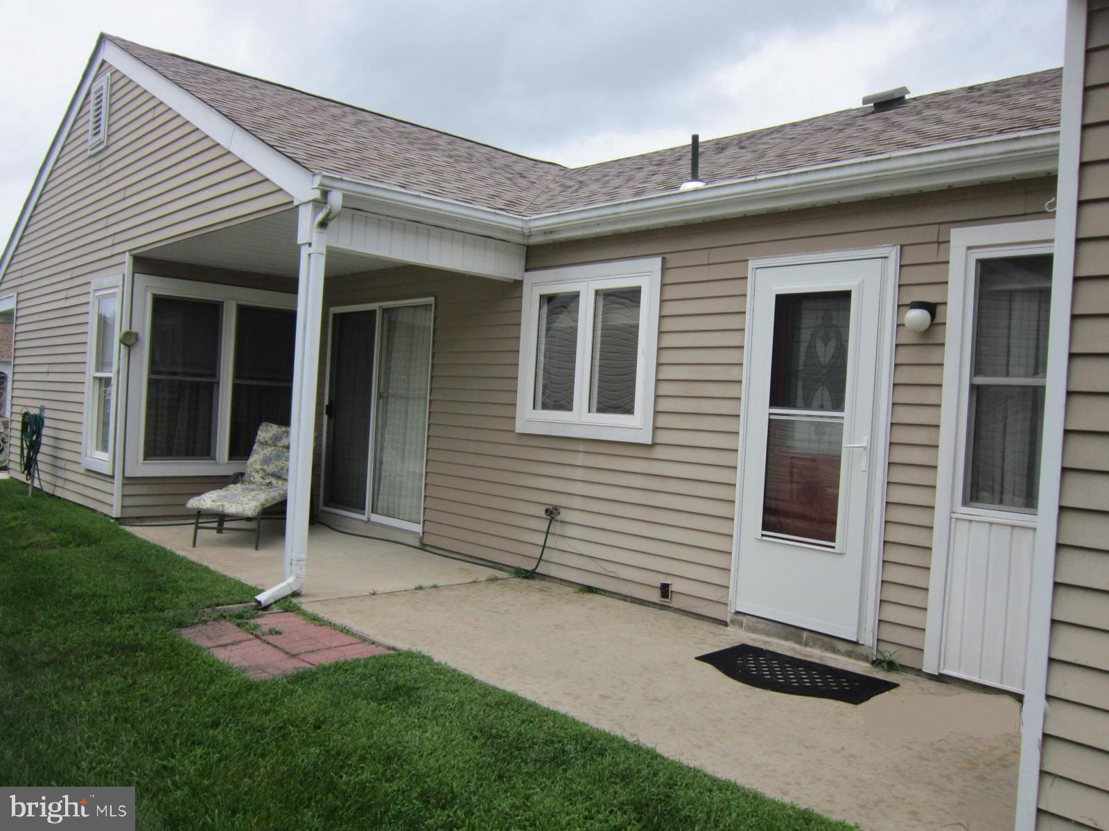 44 Stratford Road Southampton, NJ 08088 - Photo 31 of 34 EXTERIOR BACK