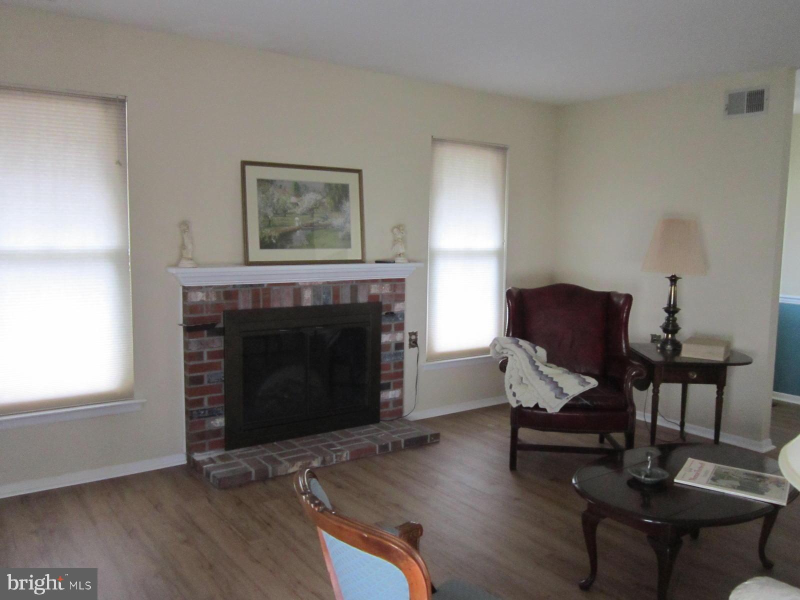 44 Stratford Road Southampton, NJ 08088 - Photo 7 of 34 FIREPLACE IN LIVING ROOM