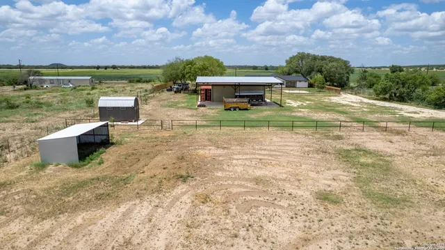 $569,000 | 121 Cr 367 Uvalde Tx 78801, Uvalde, TX 78801