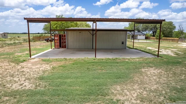 $569,000 | 121 Cr 367 Uvalde Tx 78801, Uvalde, TX 78801