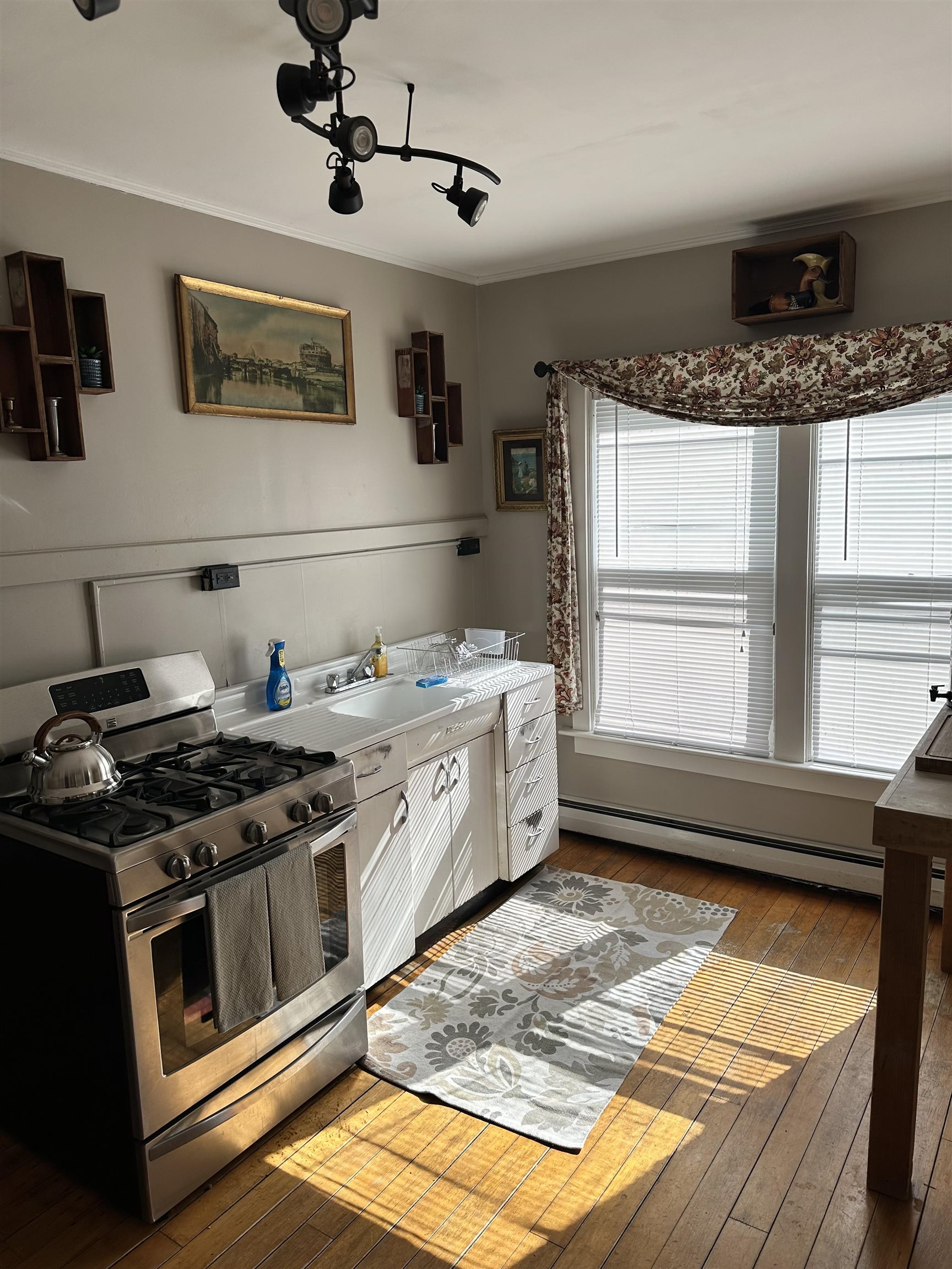 16 Center Street Springfield, VT 05156 - Photo 8 of 14