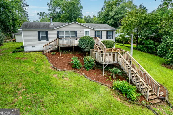 $345,000 | 231 Lakeshore Drive Southwest, Eatonton, GA 31024
