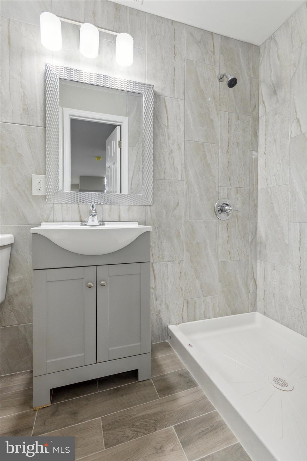 5740 Virginian Road Philadelphia, PA 19141 - Photo 16 of 25 Gallery Image 16