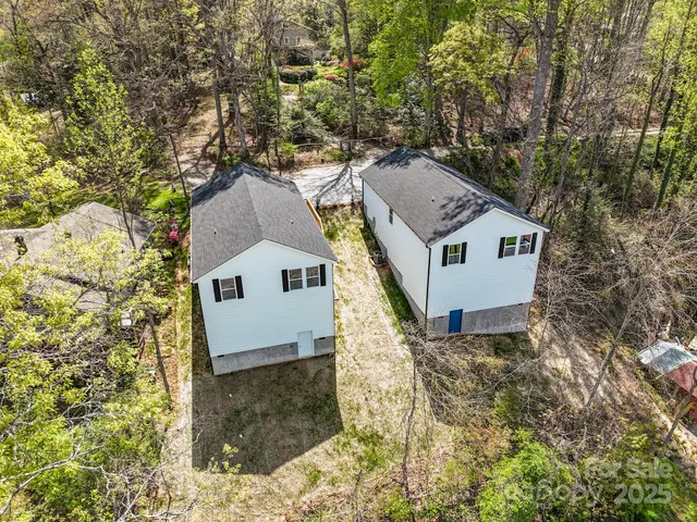 $415,000 | 95 Eastabrook Avenue, Brevard, NC 28712