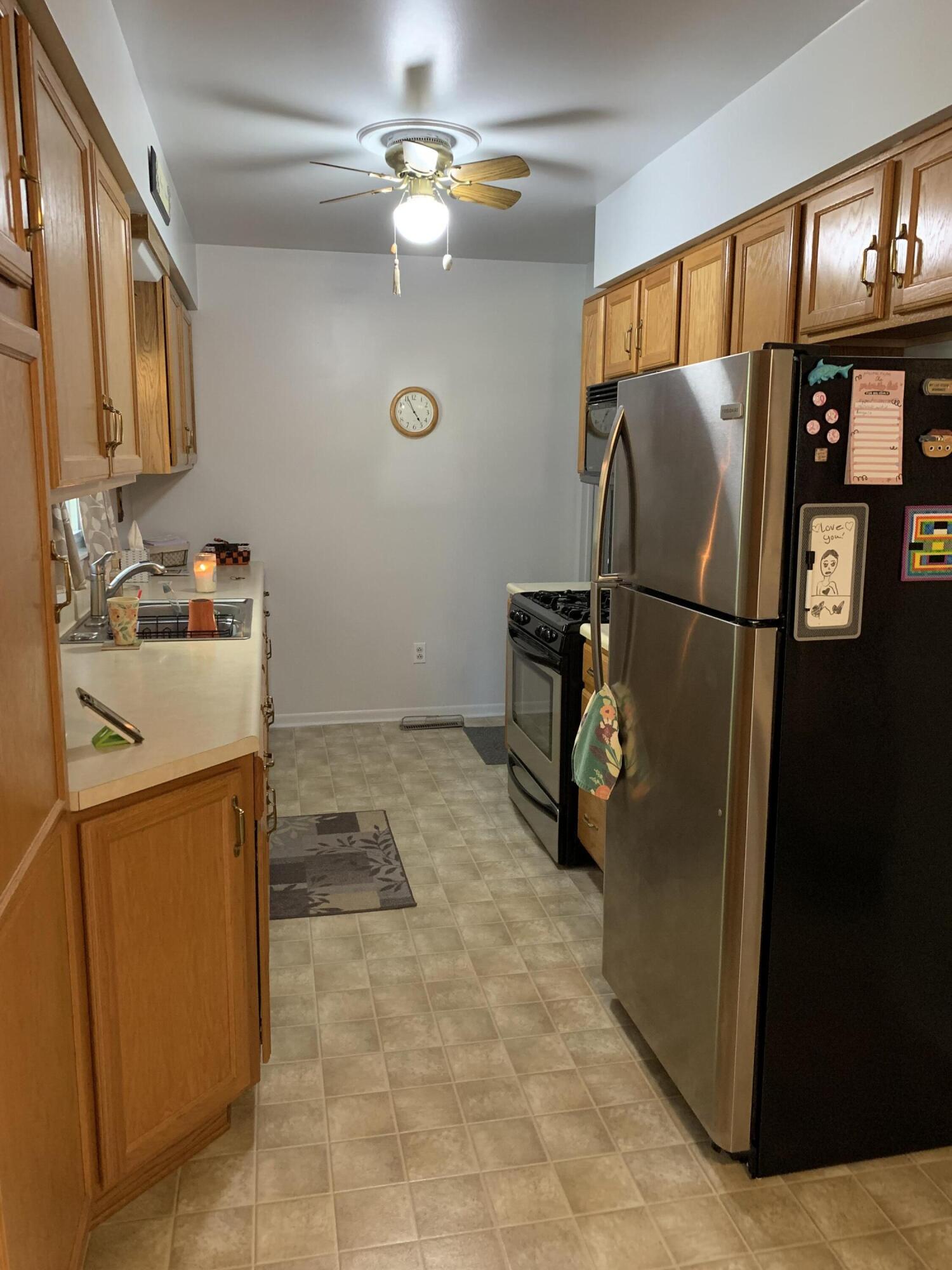5210 West River Road Muskegon, MI 49445 - Photo 3 of 11 IMG_2774