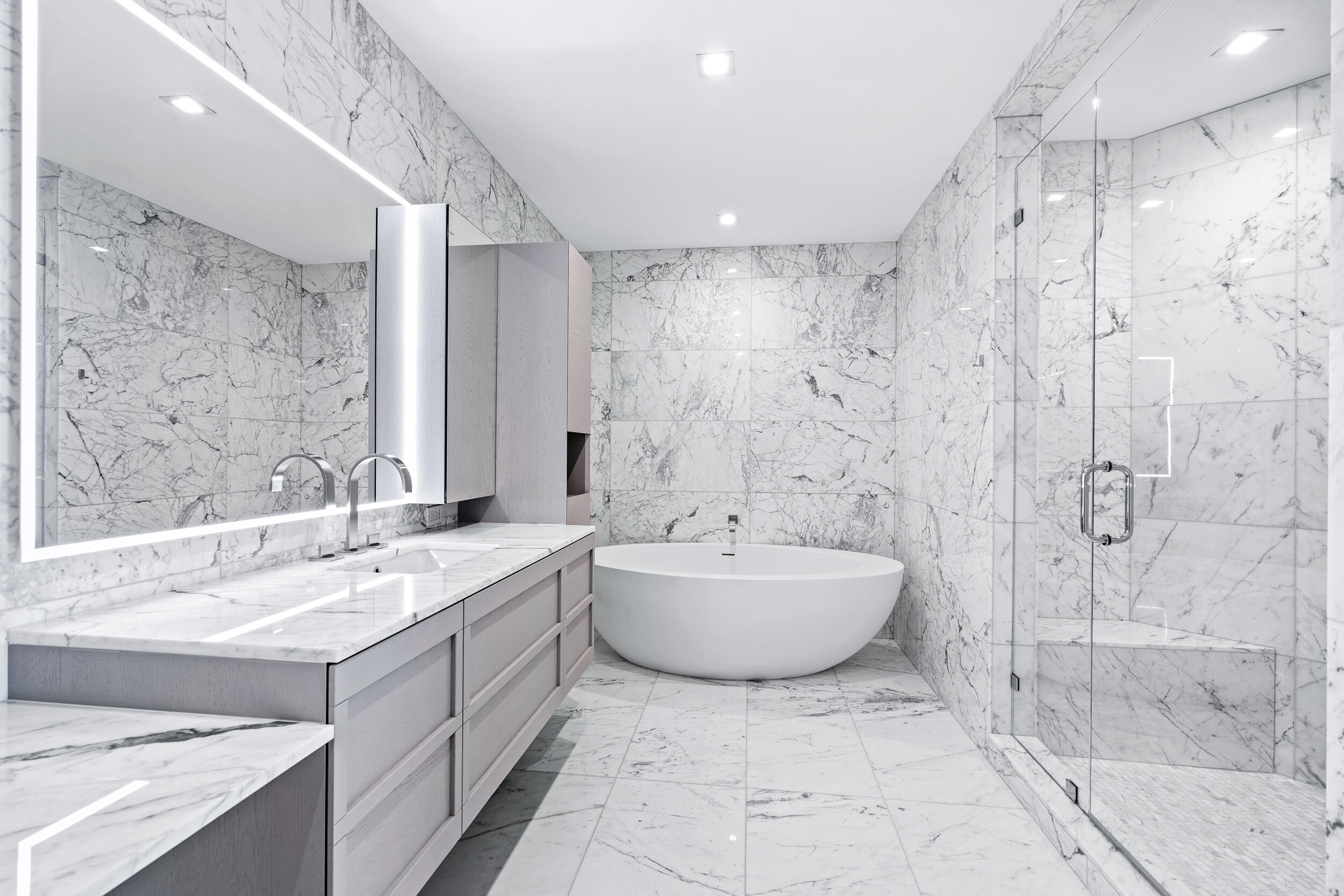 1500 South Beach Road, Unit 501 Tequesta, FL 33469 - Photo 21 of 26 Master Bath #1