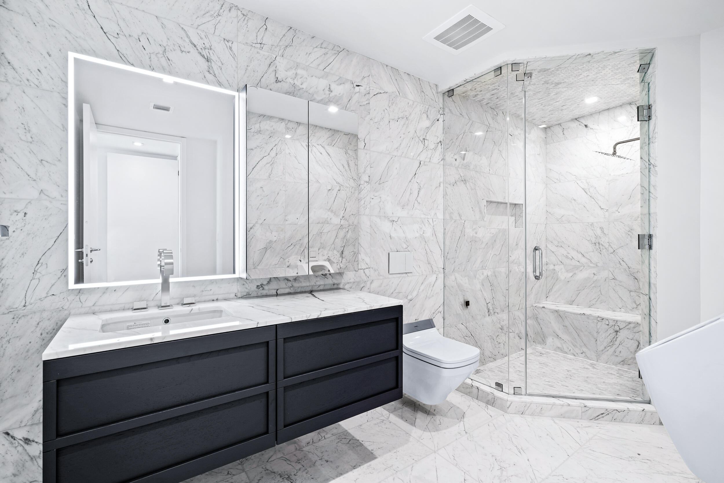 1500 South Beach Road, Unit 501 Tequesta, FL 33469 - Photo 22 of 26 Master Bath #2