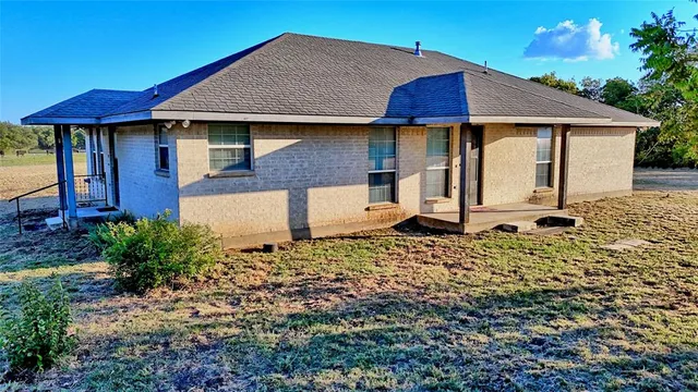 $319,000 | 469 Merritt Road, Forestburg, TX 76239