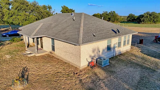 $319,000 | 469 Merritt Road, Forestburg, TX 76239