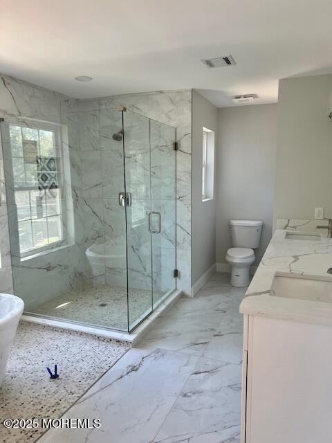 634 Wayside Road Neptune Township, NJ 07753 - Photo 10 of 32 Primary Bathroom