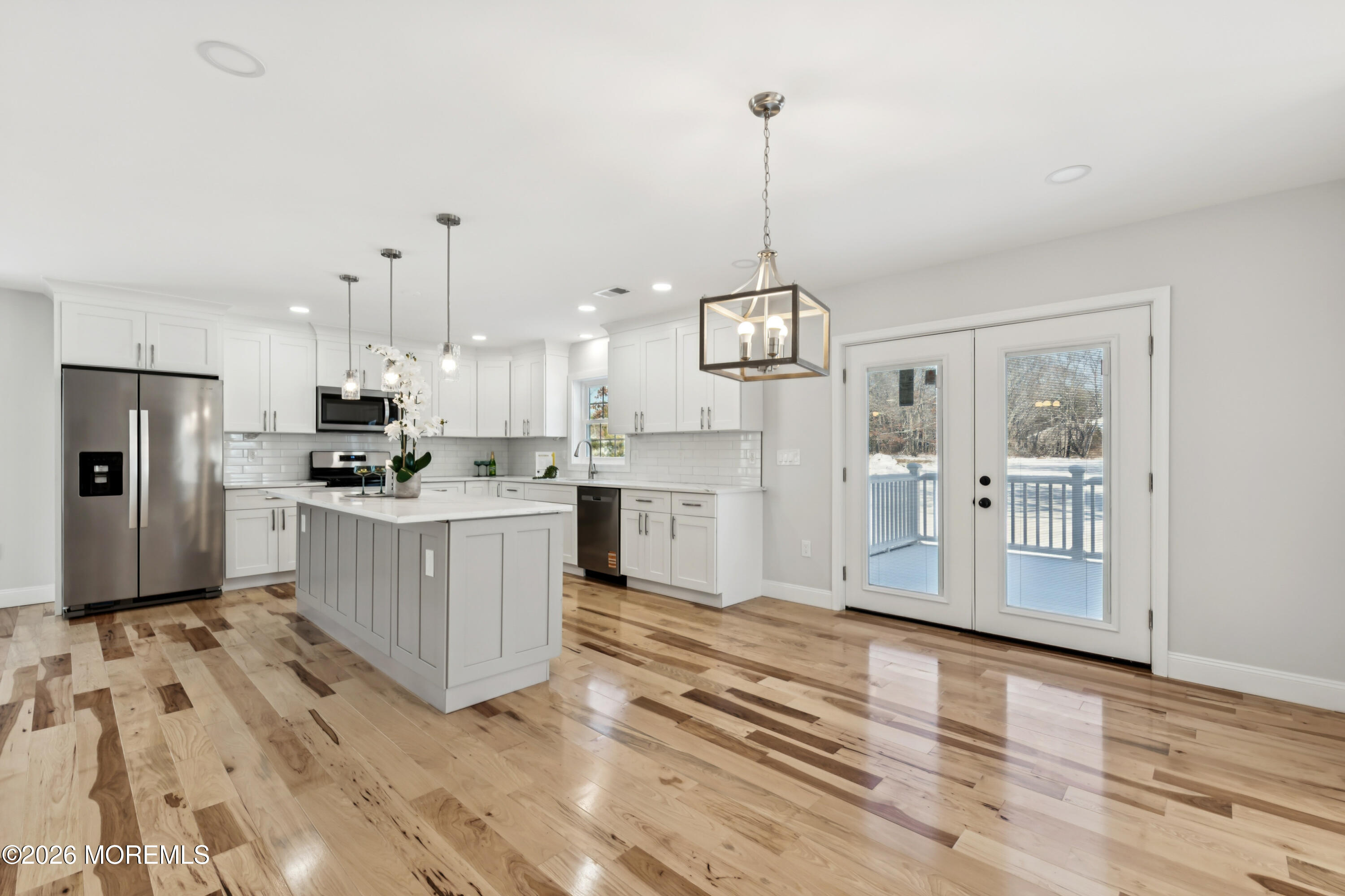 634 Wayside Road Neptune Township, NJ 07753 - Photo 5 of 42 Kitchen/Dining
