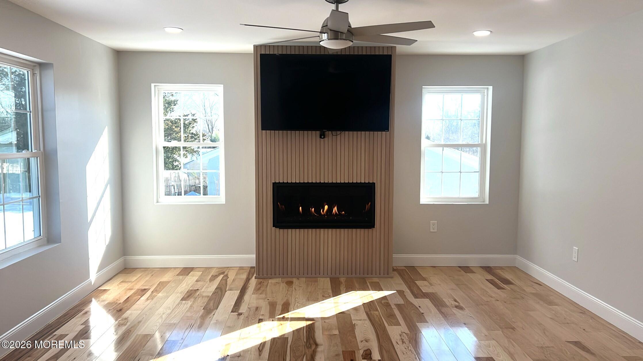 634 Wayside Road Neptune Township, NJ 07753 - Photo 7 of 42 Wayside Fireplace