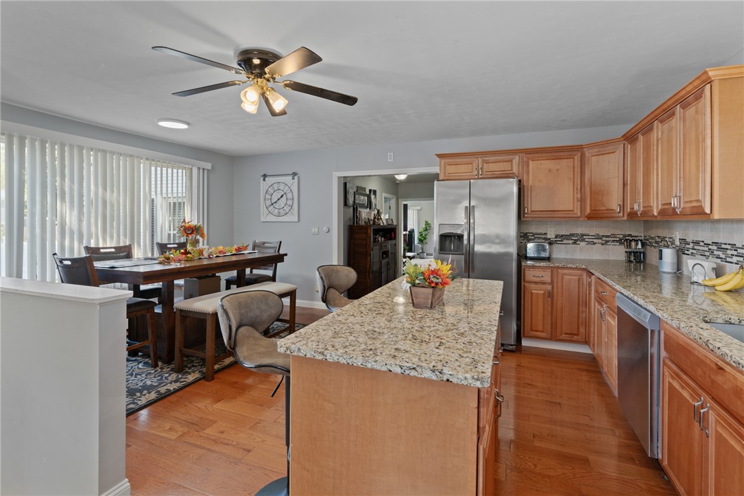 12 Chiswick Road Warwick, RI 02889 - Photo 12 of 47 Gallery Image 12