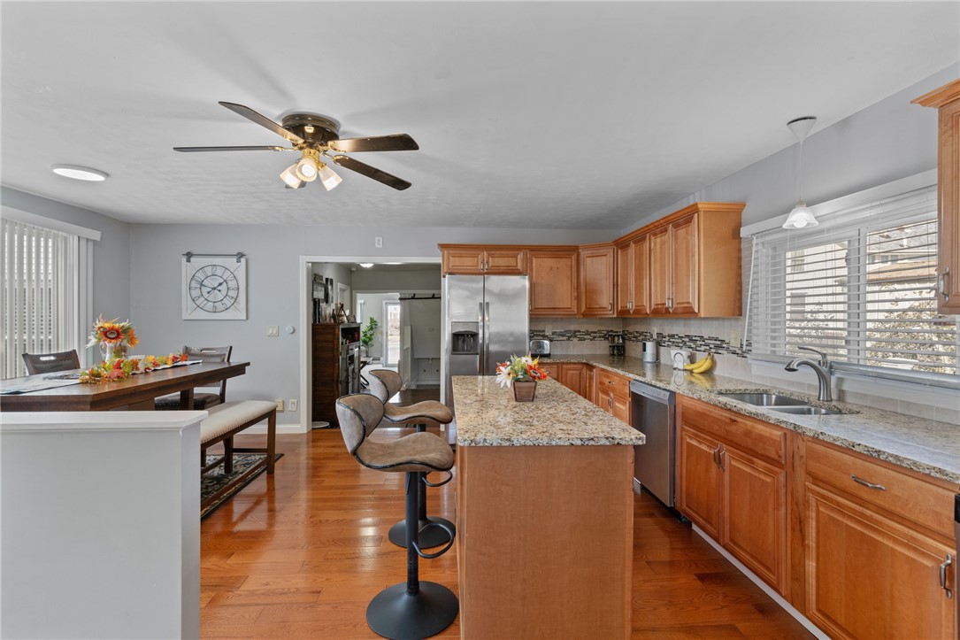 12 Chiswick Road Warwick, RI 02889 - Photo 20 of 47 Gallery Image 20