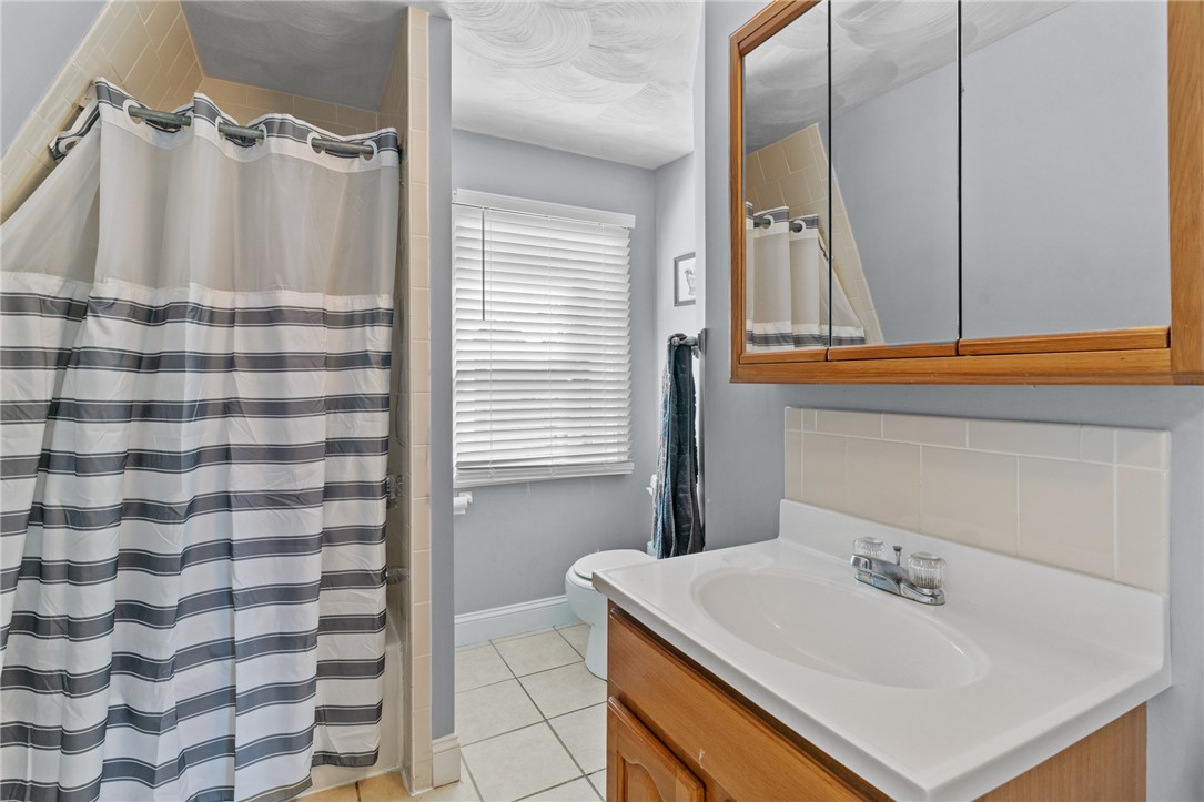 12 Chiswick Road Warwick, RI 02889 - Photo 24 of 47 Gallery Image 24