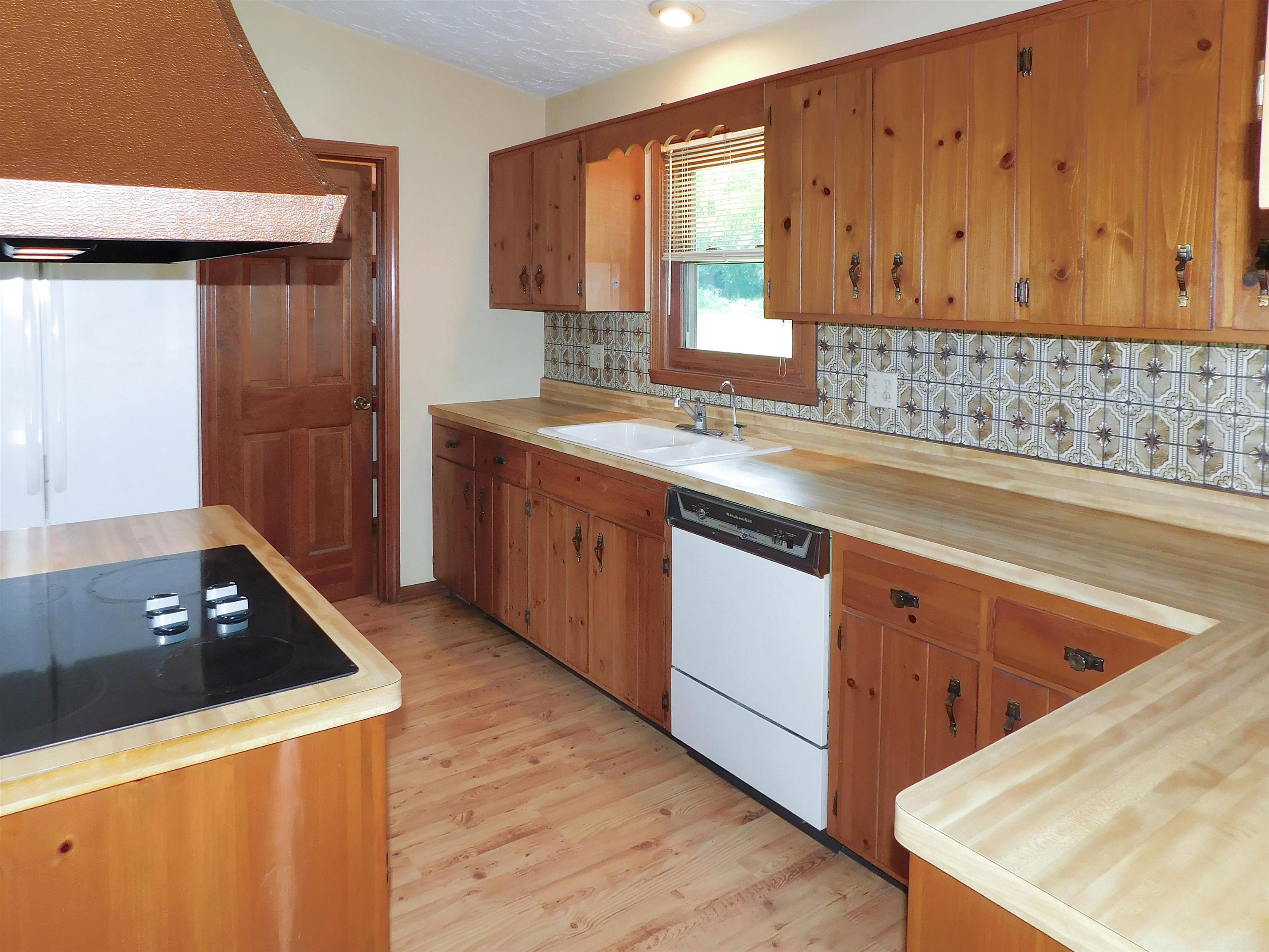12892 Annapolis Road Rockton, IL 61072 - Photo 17 of 46 Gallery Image 17