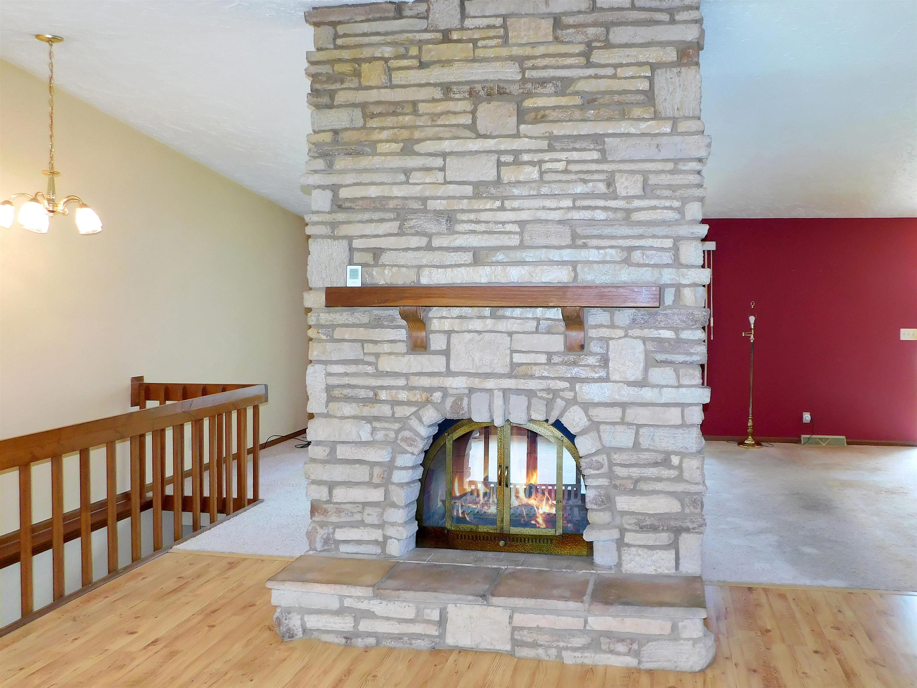 12892 Annapolis Road Rockton, IL 61072 - Photo 9 of 46 Gallery Image 9
