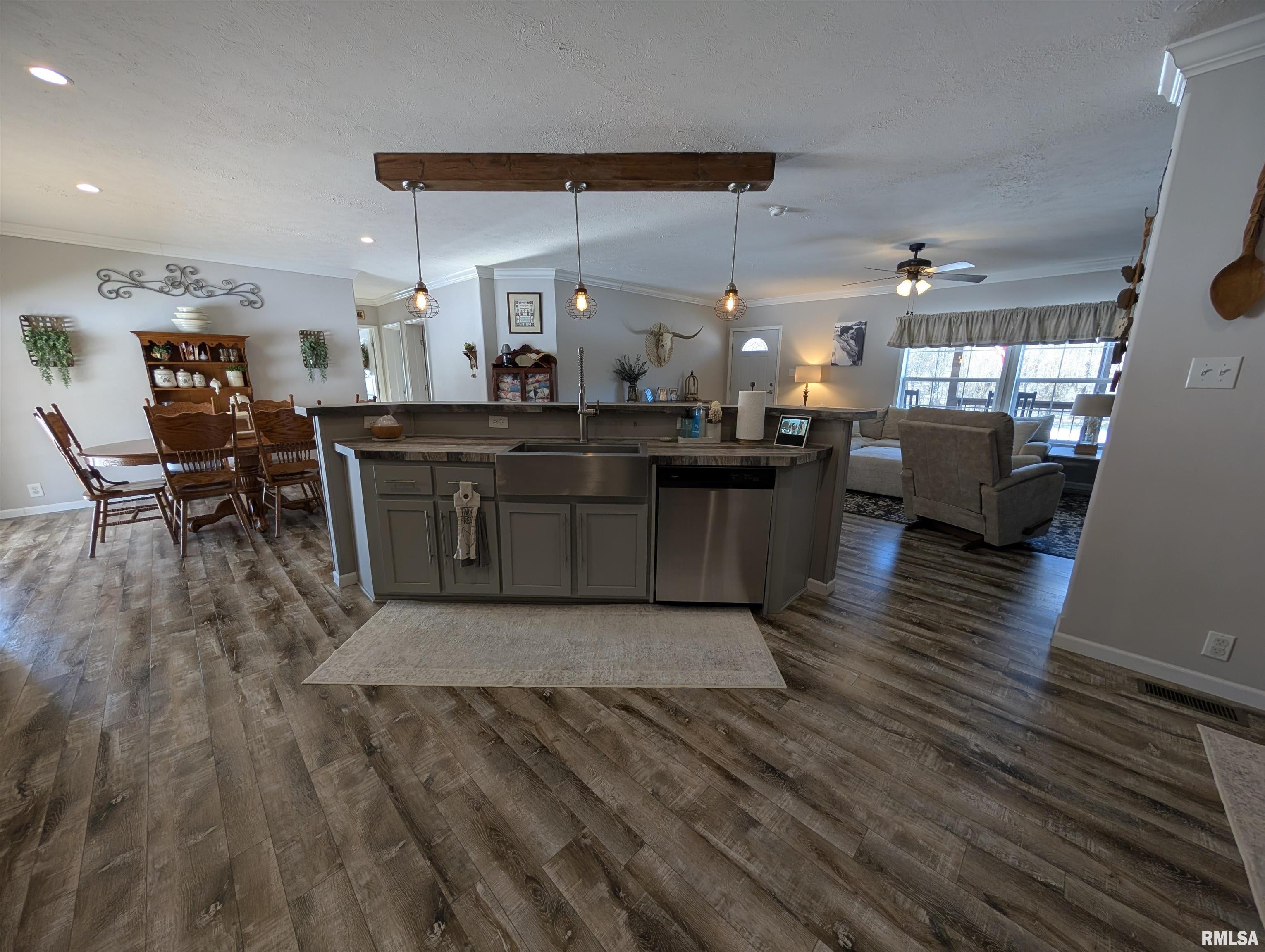 455 Indian Point Road Vienna, IL 62995 - Photo 14 of 47