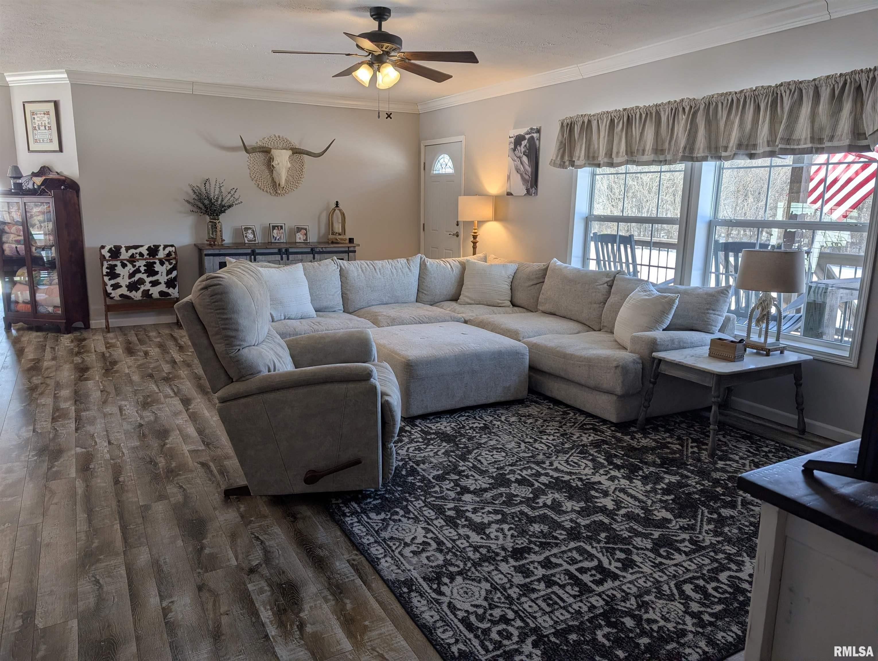 455 Indian Point Road Vienna, IL 62995 - Photo 18 of 47