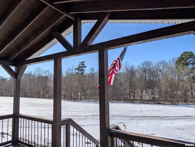 $279,900 | 455 Indian Point Road, Vienna, IL 62995