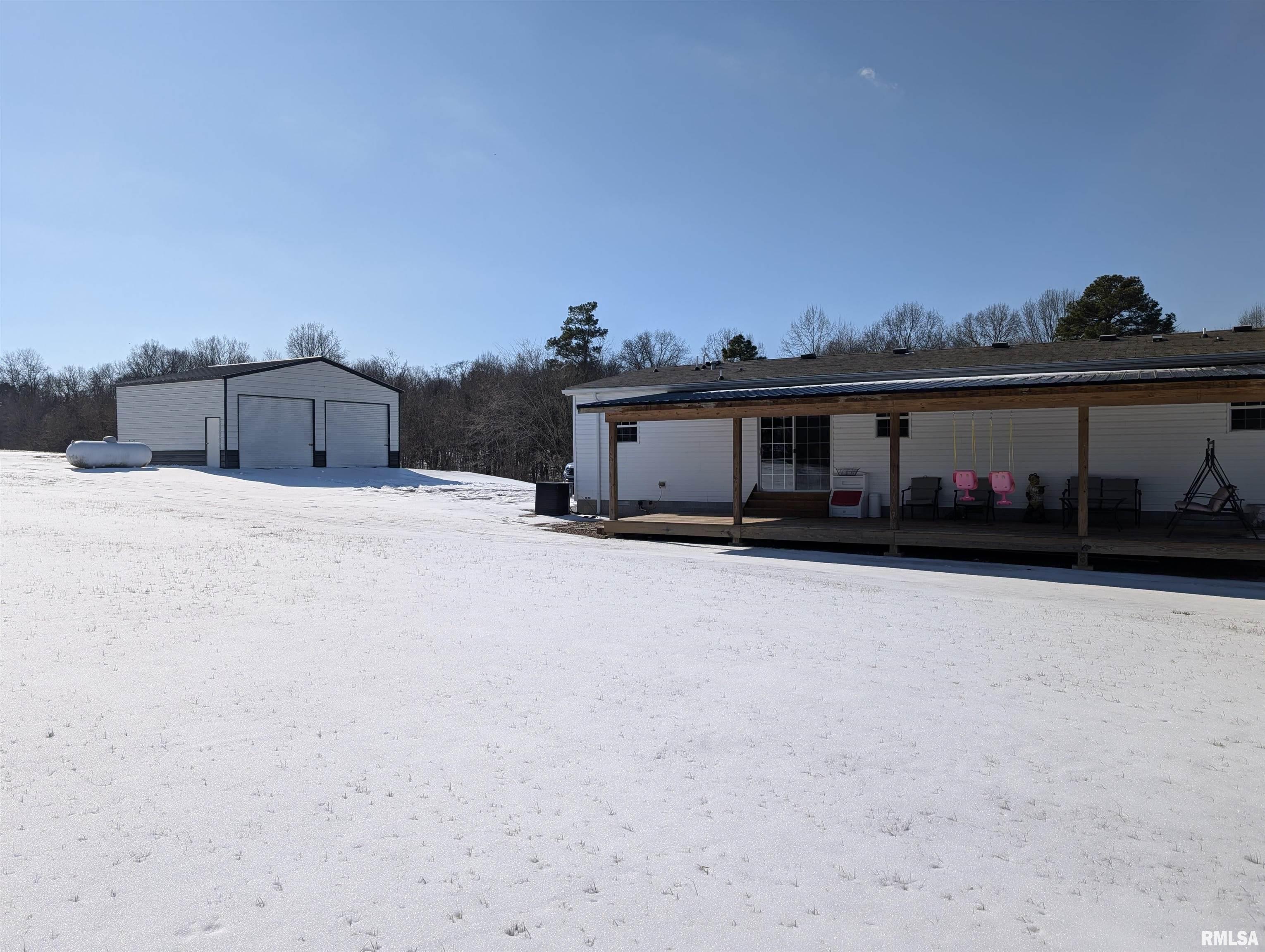 455 Indian Point Road Vienna, IL 62995 - Photo 8 of 47