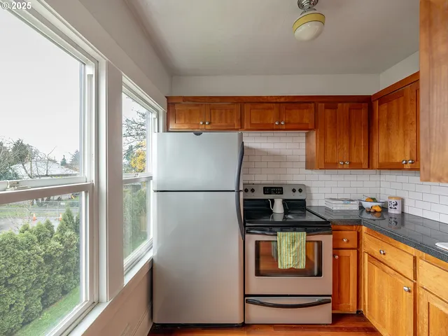 $200,000 | 4763 North Lombard Street, Unit 8, Portland, OR 97203