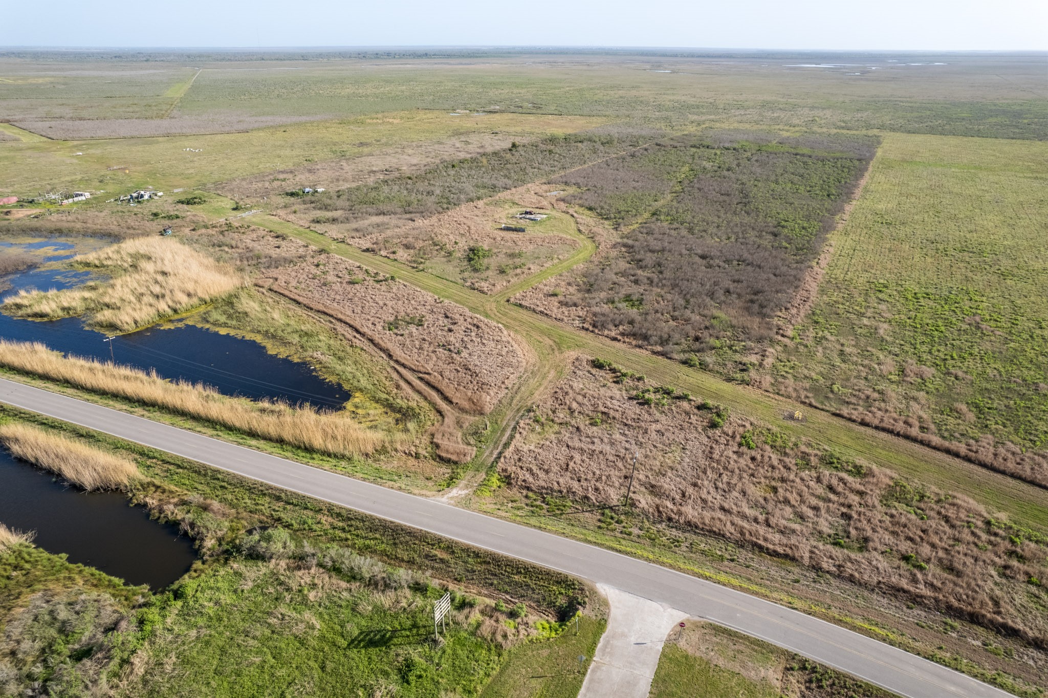0 Cr-792 Freeport, TX 77541 - Photo 2 of 13 a view of an ocean beach