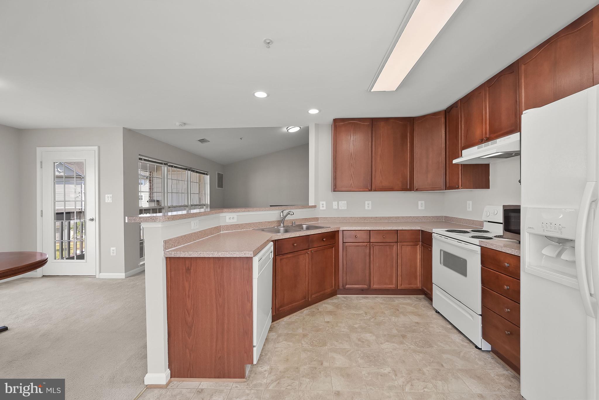2511 Shelley Circle, Unit 6 3D Frederick, MD 21702 - Photo 3 of 36 Spacious kitchen with plenty of counter space