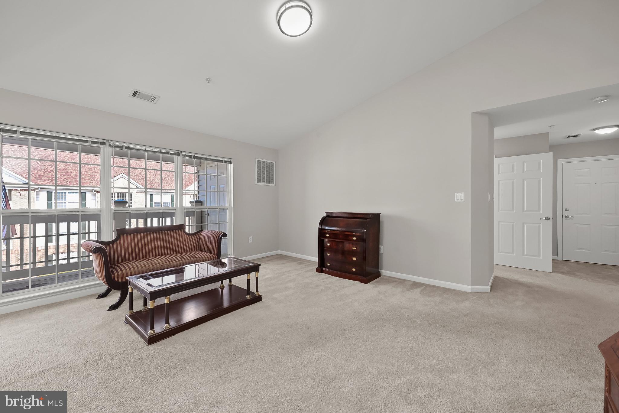 2511 Shelley Circle, Unit 6 3D Frederick, MD 21702 - Photo 8 of 36 Living Room