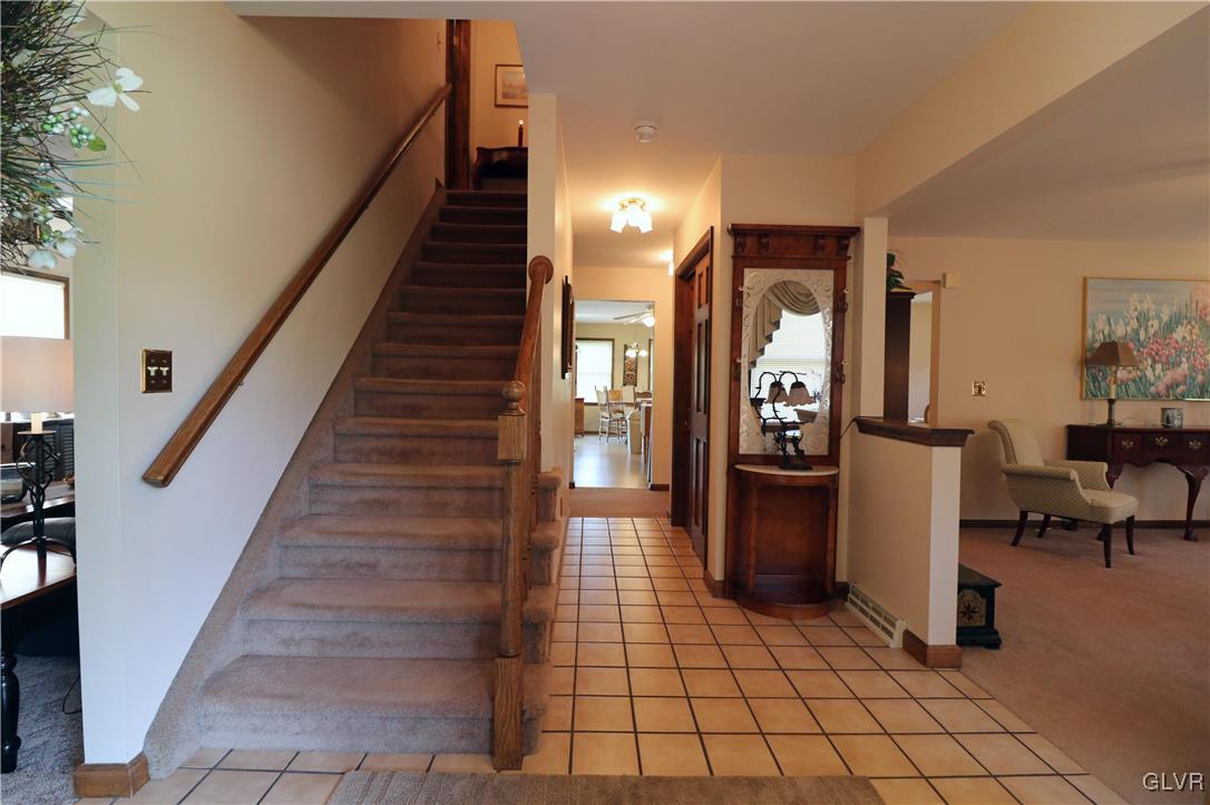 103 James Way Road Bath, PA 18014 - Photo 7 of 50