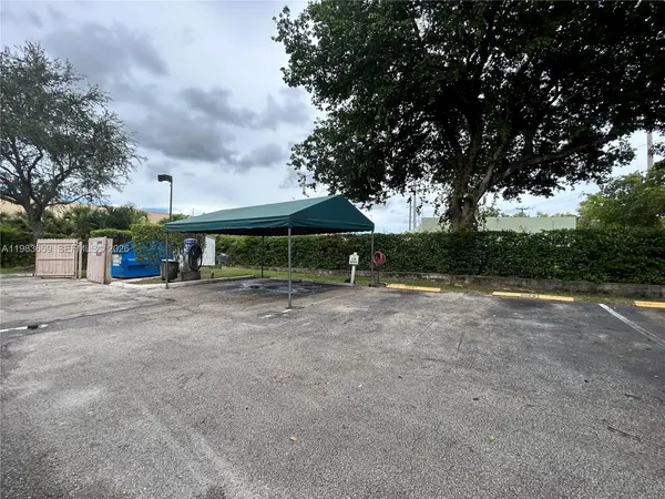 $2,000 | 1263 Southwest 46th Avenue, Unit 2109, Pompano Beach, FL 33069