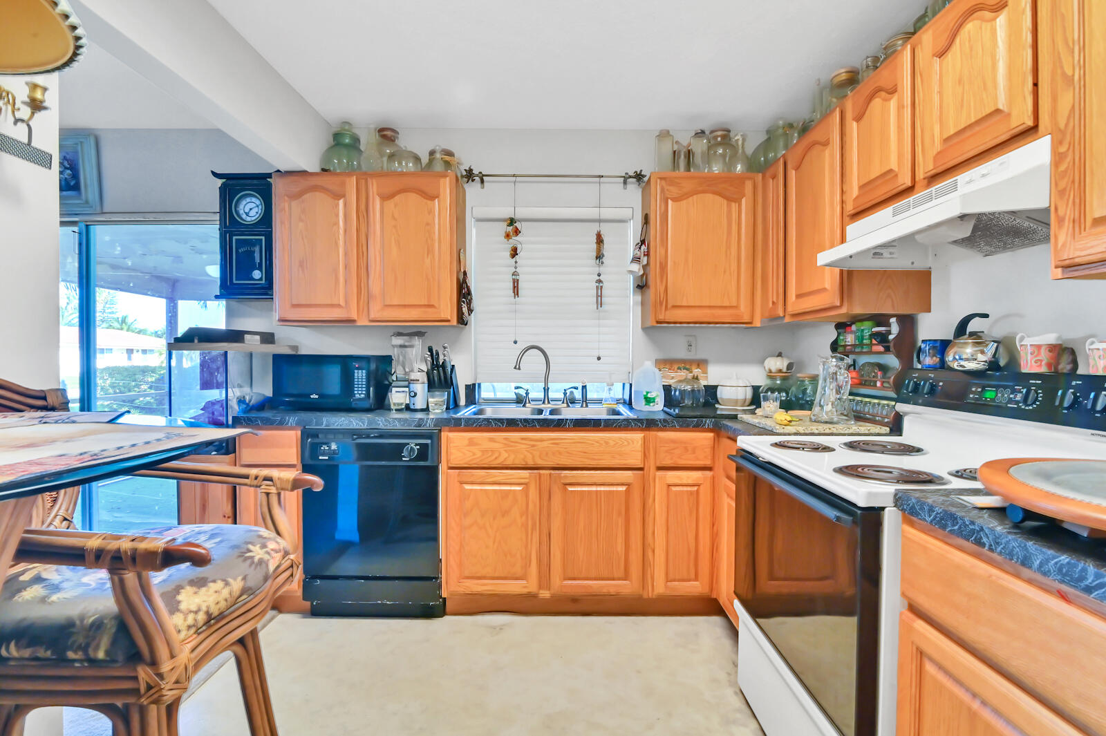 2698 Northwest 36th Street Boca Raton, FL 33434 - Photo 9 of 22 11 Kitchen 02