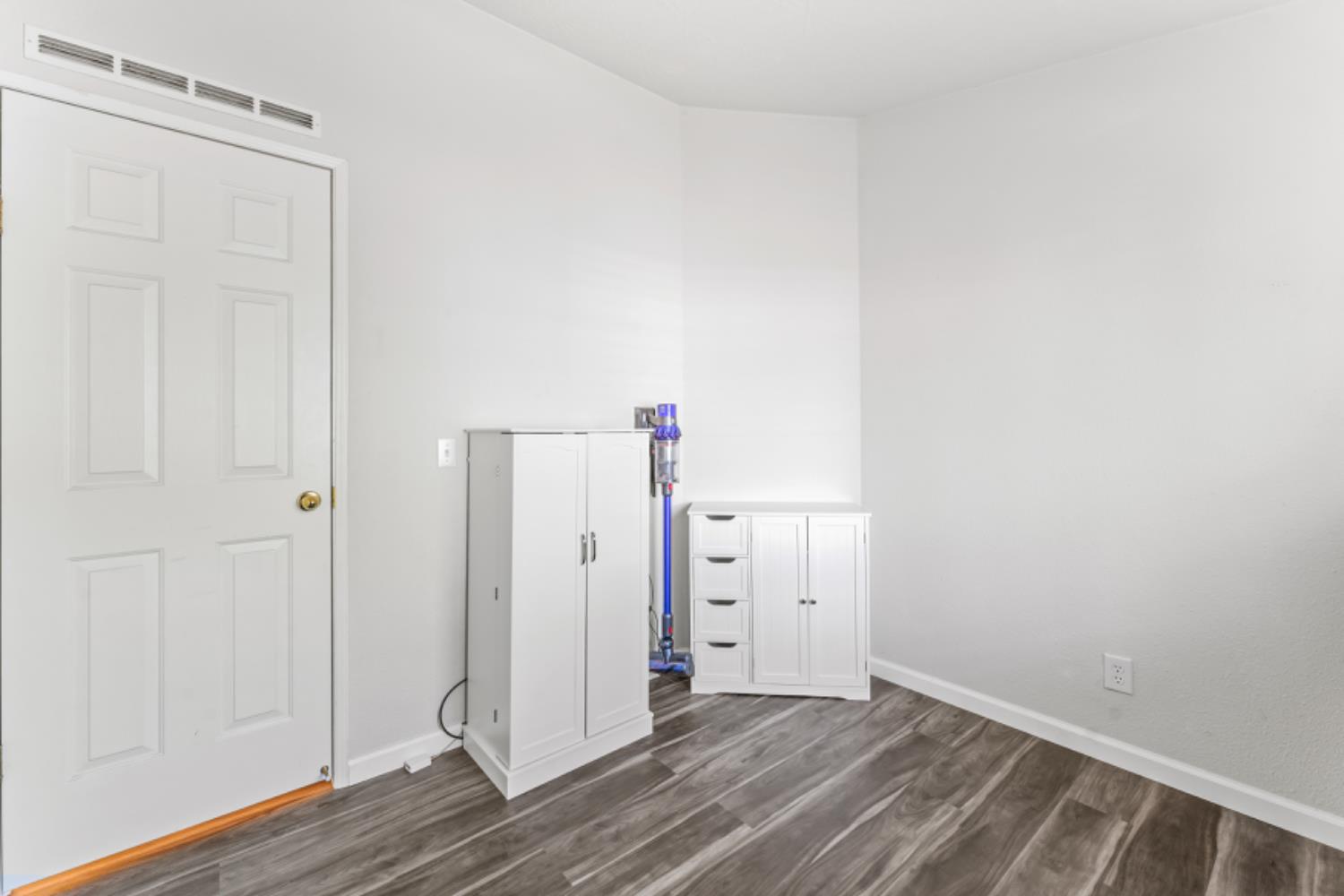 96 Monterey Lane Folsom, CA 95630 - Photo 15 of 27 wooden floor in an empty room