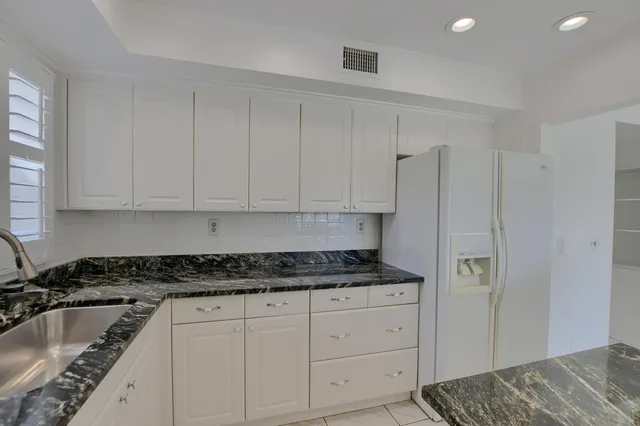 $2,500 | 224 Capri East, Unit 224, Delray Beach, FL 33484