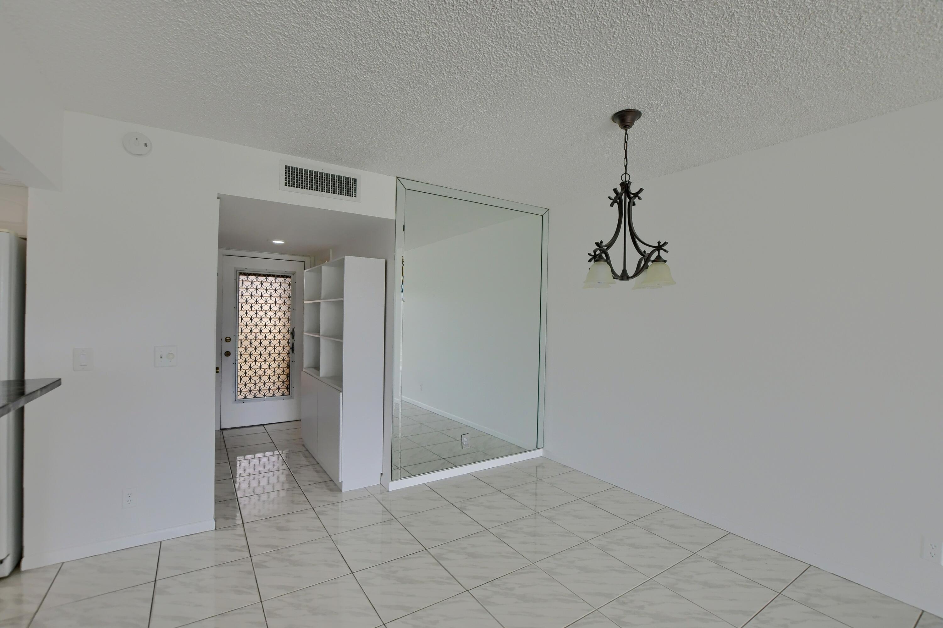 224 Capri East, Unit 224 Delray Beach, FL 33484 - Photo 14 of 68 EBF_0948-HDR(5)