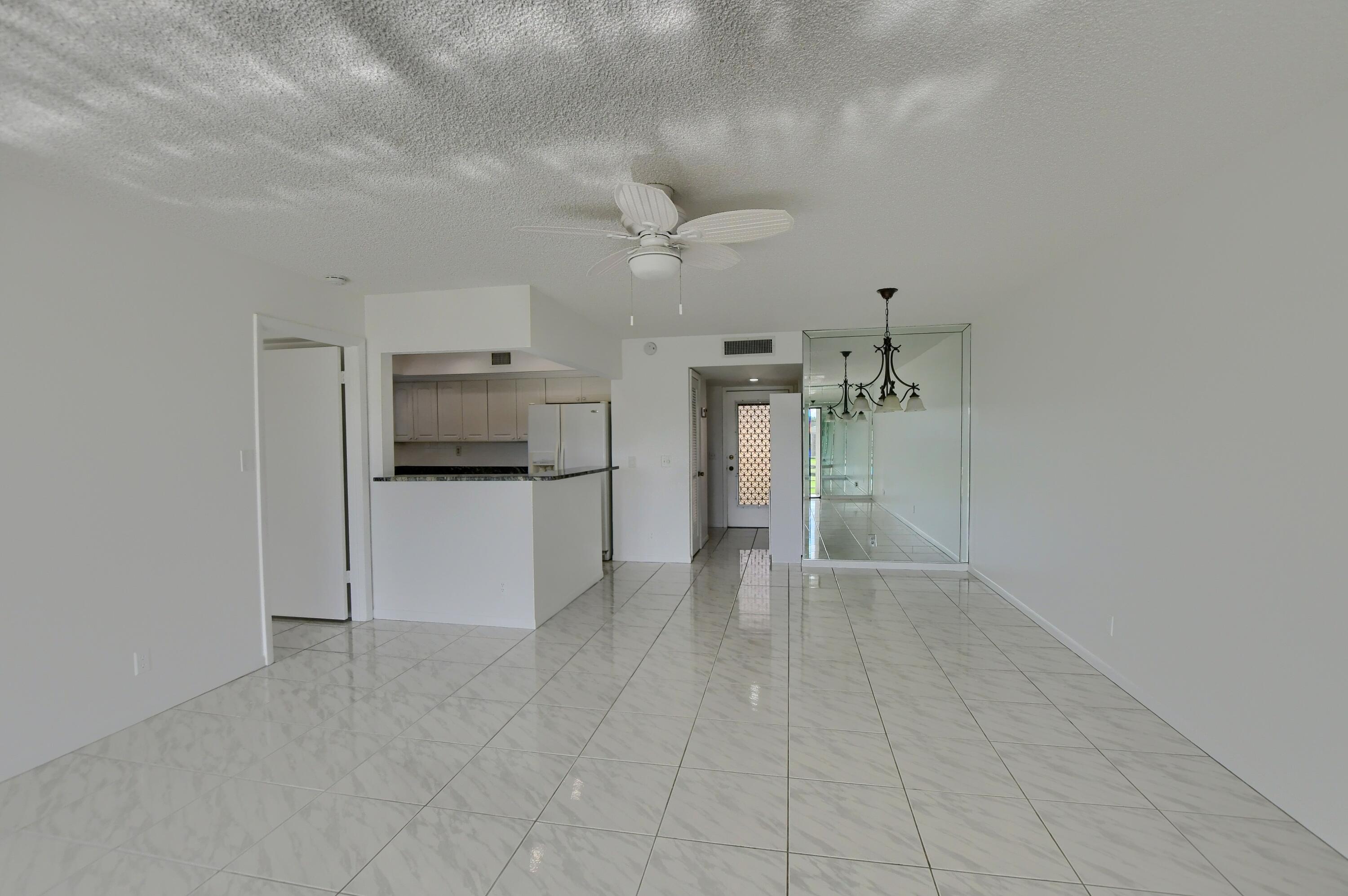 224 Capri East, Unit 224 Delray Beach, FL 33484 - Photo 15 of 68 EBF_0938-HDR(5)