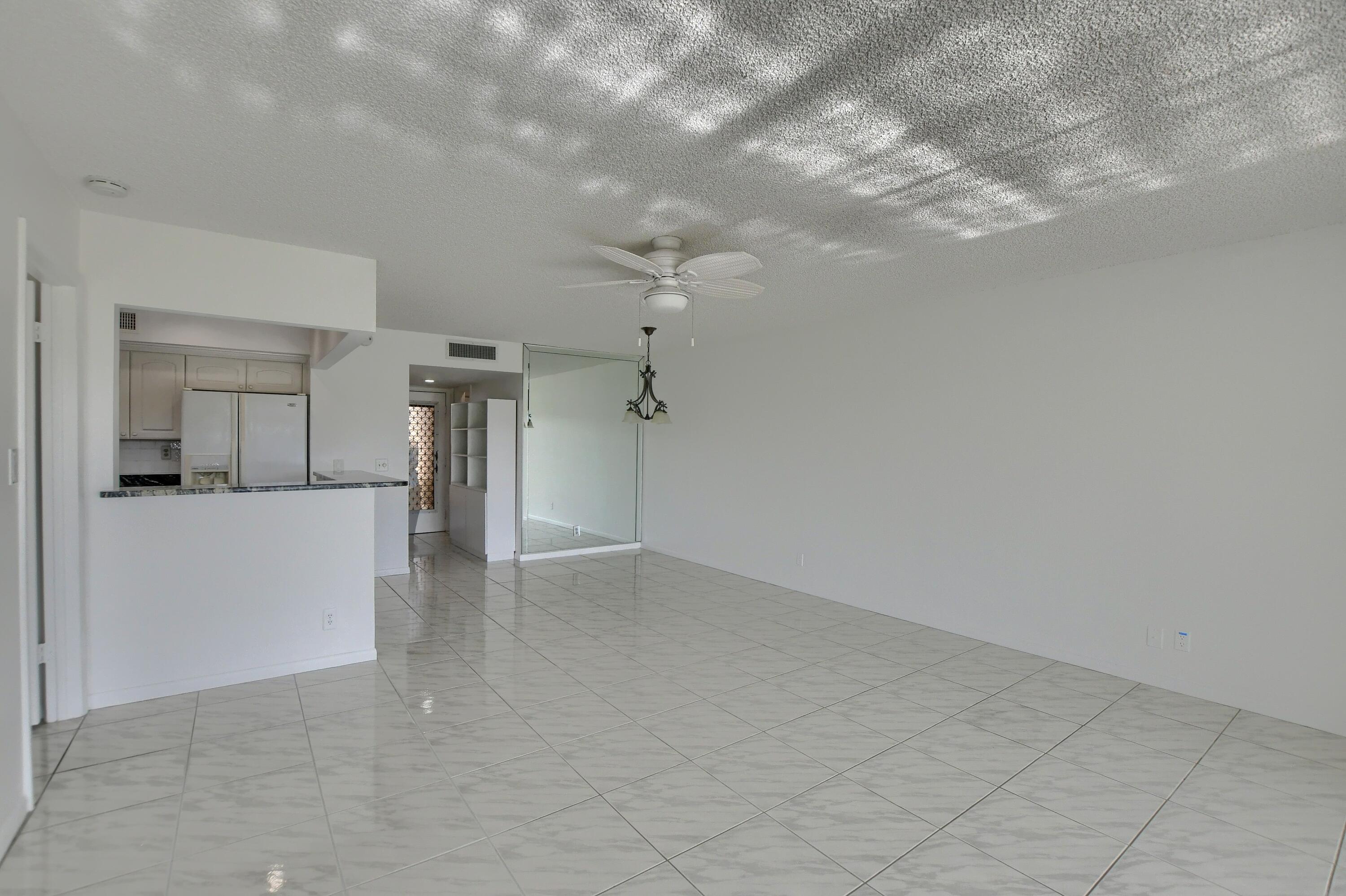 224 Capri East, Unit 224 Delray Beach, FL 33484 - Photo 16 of 68 EBF_0943-HDR(5)