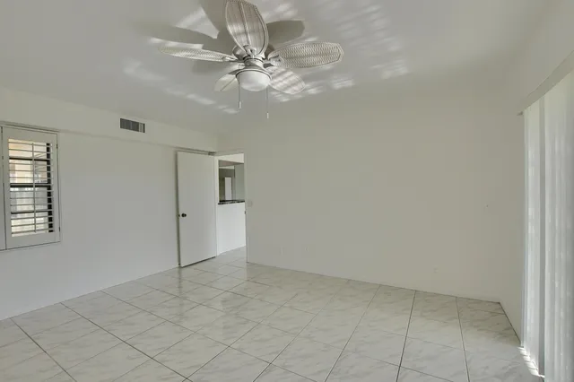 $2,500 | 224 Capri East, Unit 224, Delray Beach, FL 33484