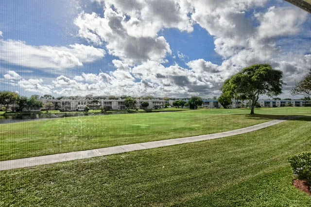 $2,500 | 224 Capri East, Unit 224, Delray Beach, FL 33484