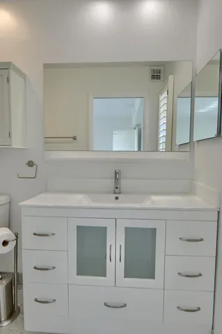 $2,500 | 224 Capri East, Unit 224, Delray Beach, FL 33484